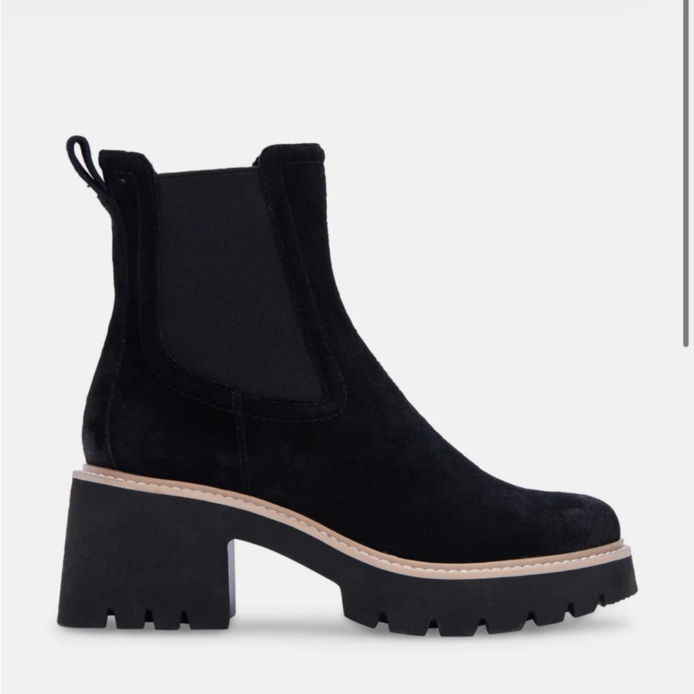 Dolce Vita suede black chunky boot - only worn once size 9
